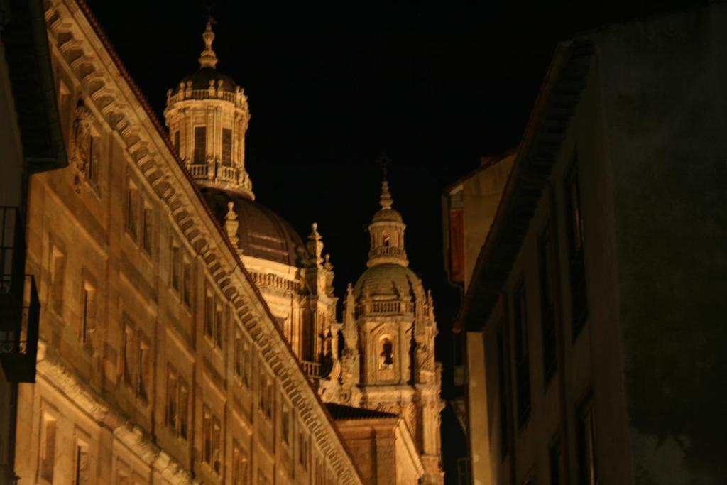 Hostal Cuzco Salamanca Exterior foto